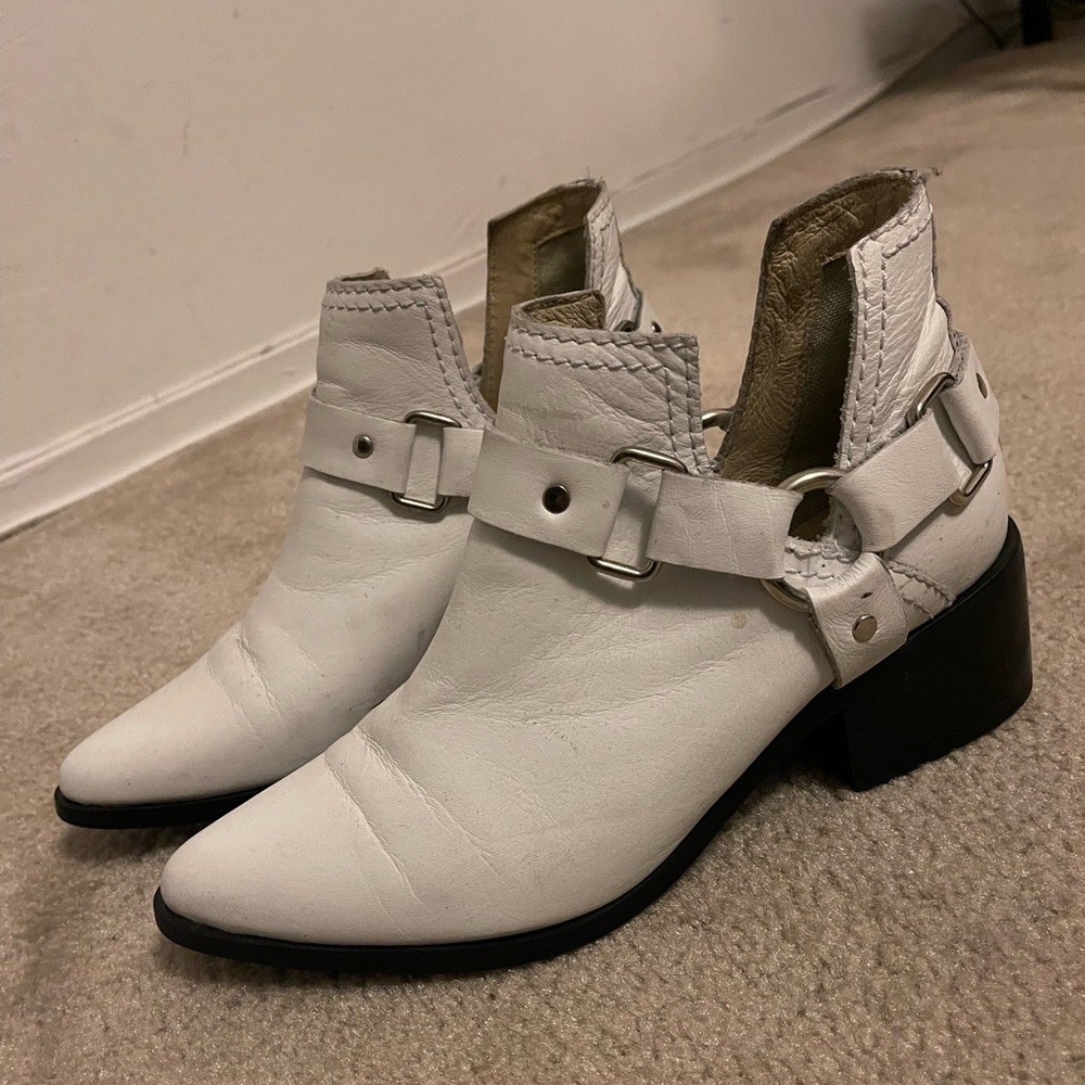 Steve Madden White Boot